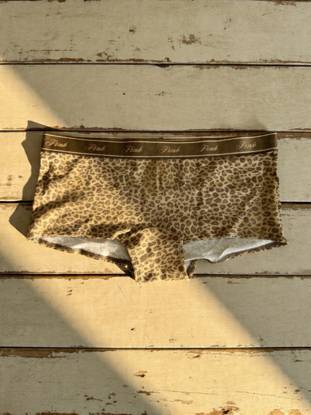 PINK Victoria's Secret Tan Leopard Print Boyshorts